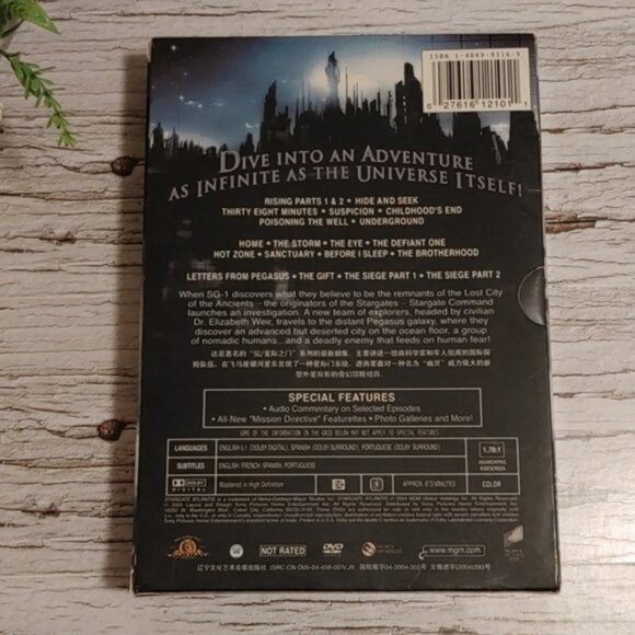 3/$13 Stargate Atlantis Complete first season DVD set - Picture 3 of 4